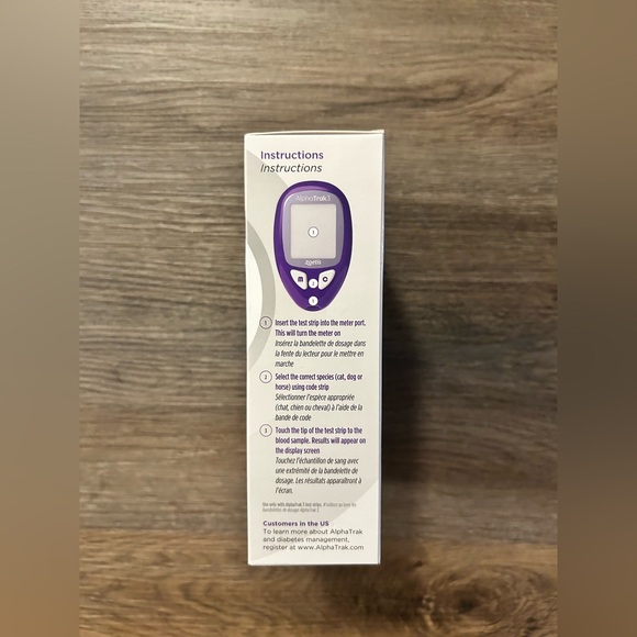 AlphaTrak 3 - Blood Glucose Monitoring System - Picture 2 of 4